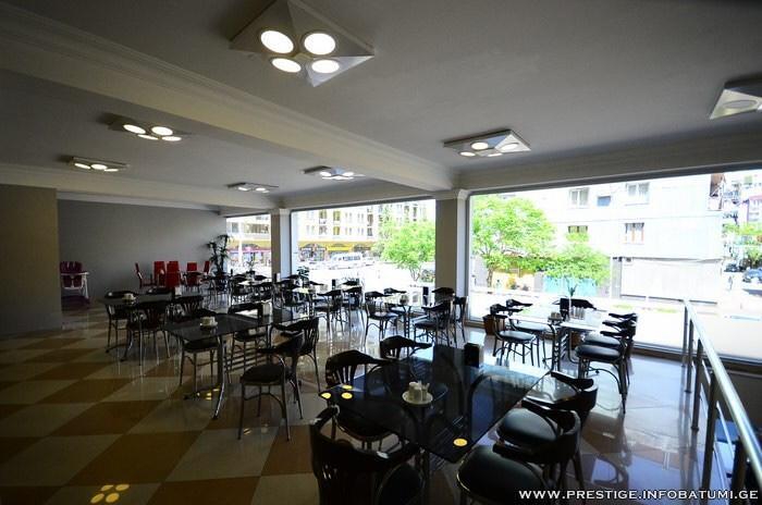 Prestige Hotel Batoemi Buitenkant foto